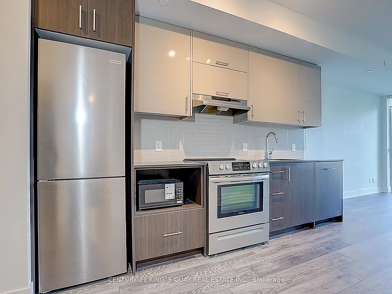 188 Fairview Mall Dr #219 — Photo 29