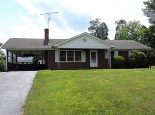 47 Shady Sq, Galax, VA 24333
