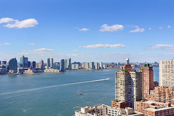 Sold by Corcoran | media 22