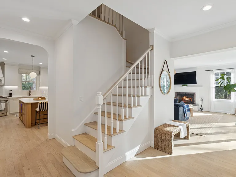 18 Cedar Trl — Photo 3