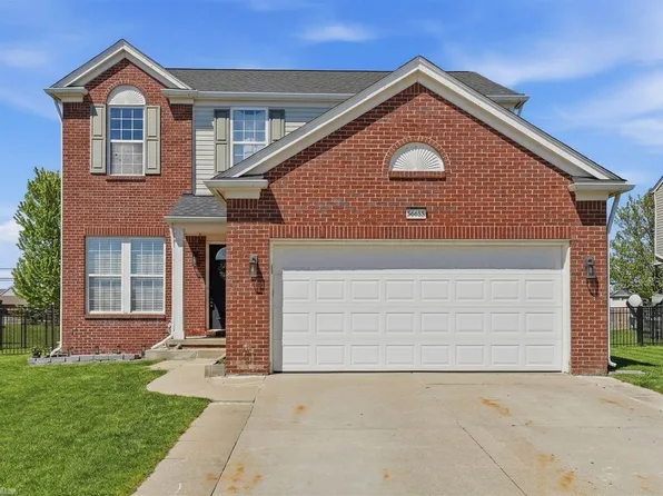 56655 Hastings Dr, Macomb, MI 48042