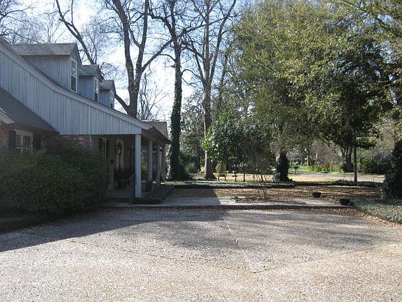 5th image of 337 Crittenden St