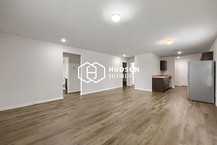 3331 K Ave — Photo 4