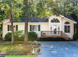 1204 Ocean Pkwy, Ocean Pines, MD 21811