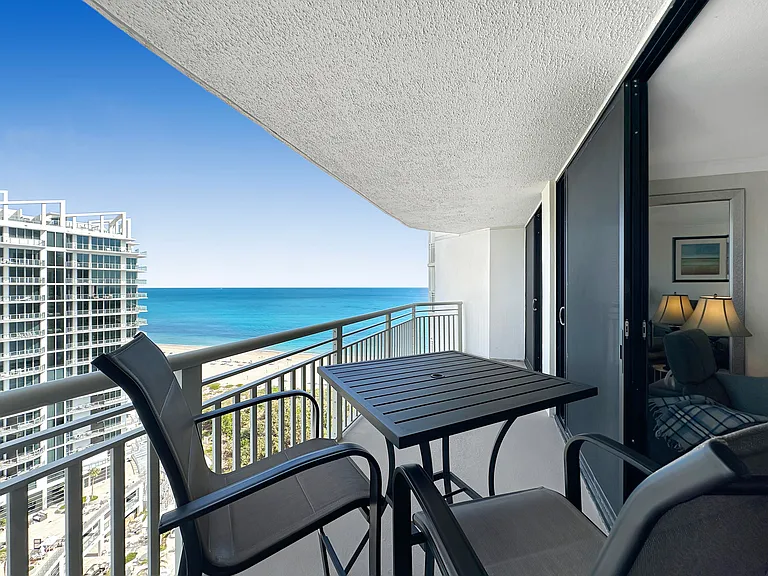 3000 N Ocean Dr #20B — Photo 1