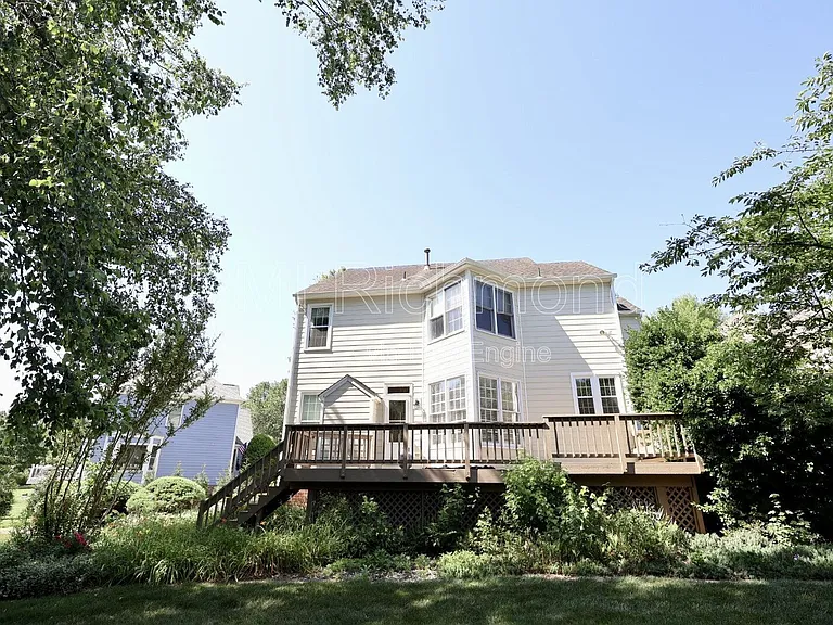 6004 Manor Park Ter — Photo 40