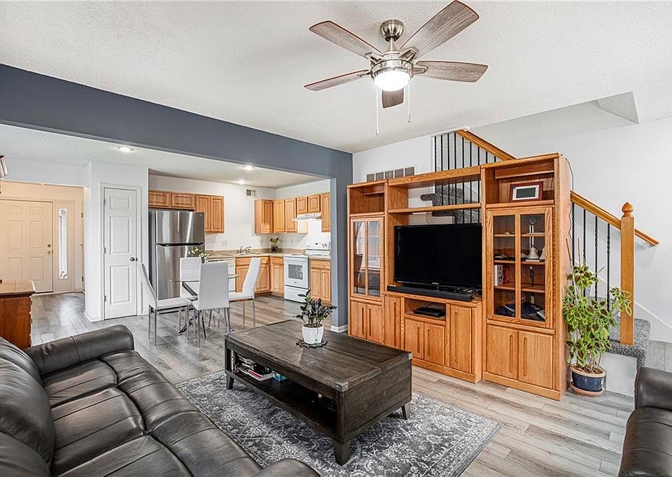 1st image of 13111 Everett Ct