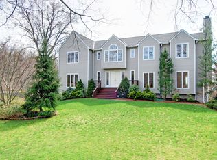 650 Riverside Dr, Sleepy Hollow, NY 10591