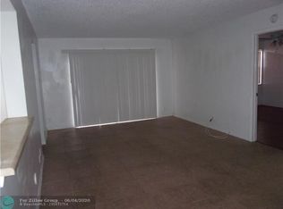 12250 Royal Palm Blvd #B-2, Coral Springs, FL 33065