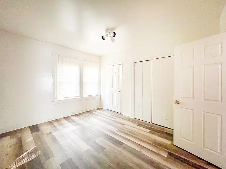 1102 Custer St — Photo 14
