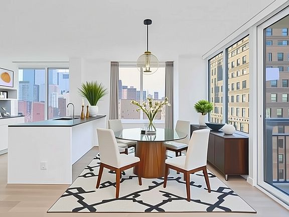 3rd image of 70 W 37th St #1414