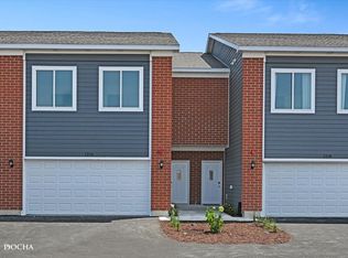 1246 Gillespie Ln, Yorkville, IL 60560