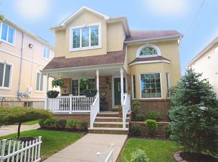 200 Natick St, Staten Island, NY 10306
