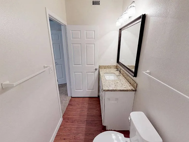 The Whittington Apartments — Photo 48