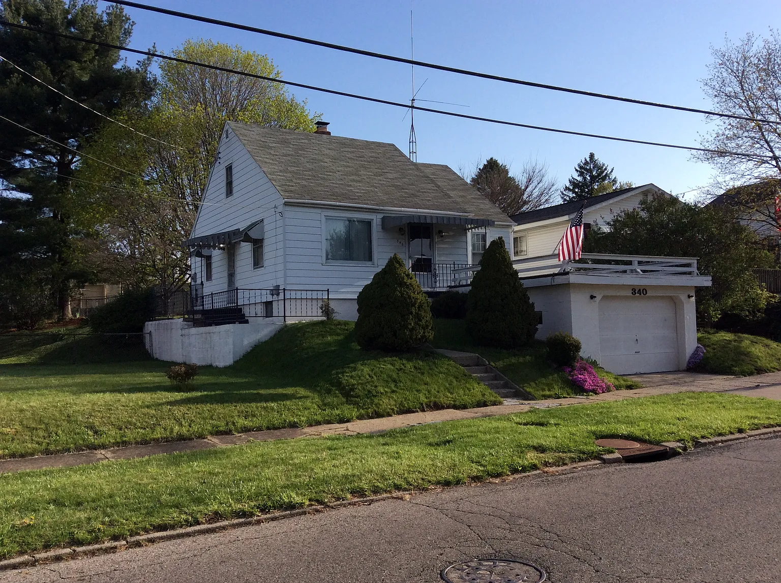 340 Clarendon St photo 1