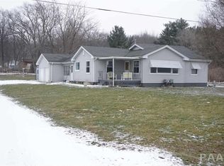14320 14th St, Pekin, IL 61554