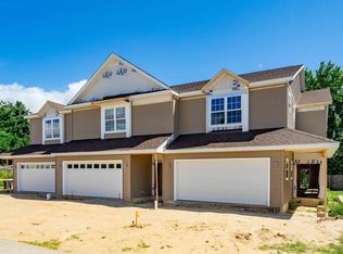 930 Keenan Ct, South Bend, IN 46615