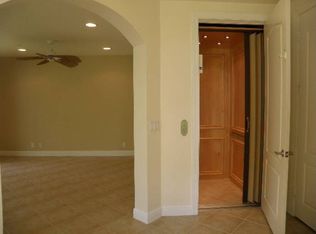 647 NE Trieste Ln, Boca Raton, FL 33487