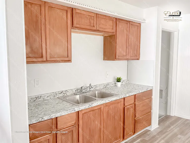 3506 Herrick St — Photo 7