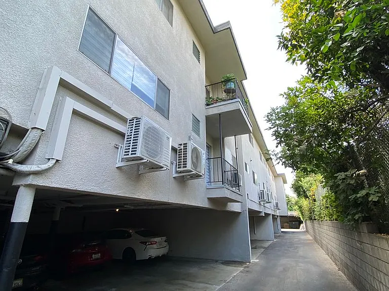 435 N. Euclid — Photo 20