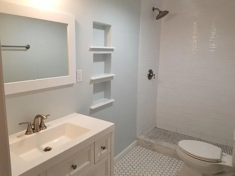 909 T St NW — Photo 10