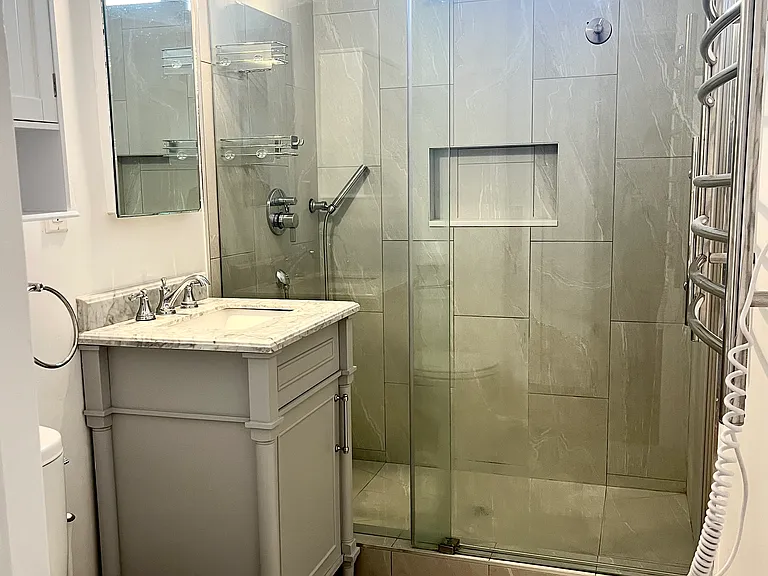 416 Longfellow Ave — Photo 12