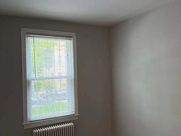 321 Adams St NE — Photo 15