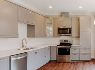 4757 36th Ave S APT 1, Seattle, WA 98118