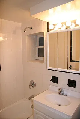 Rented by City Connections Realty | media 21