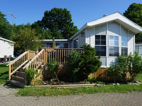490 Empire Rd #Qvv013, Pt Colborne, ON L0S 1R0