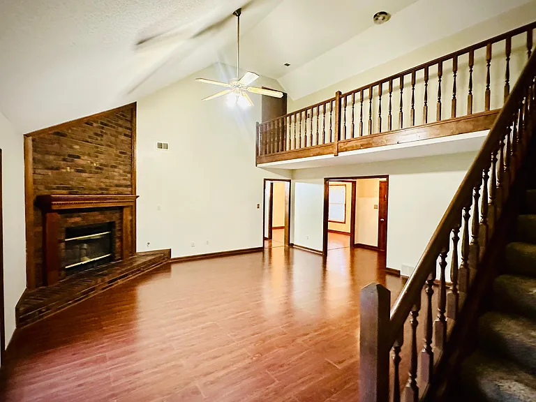 578 Winford Dr — Photo 11