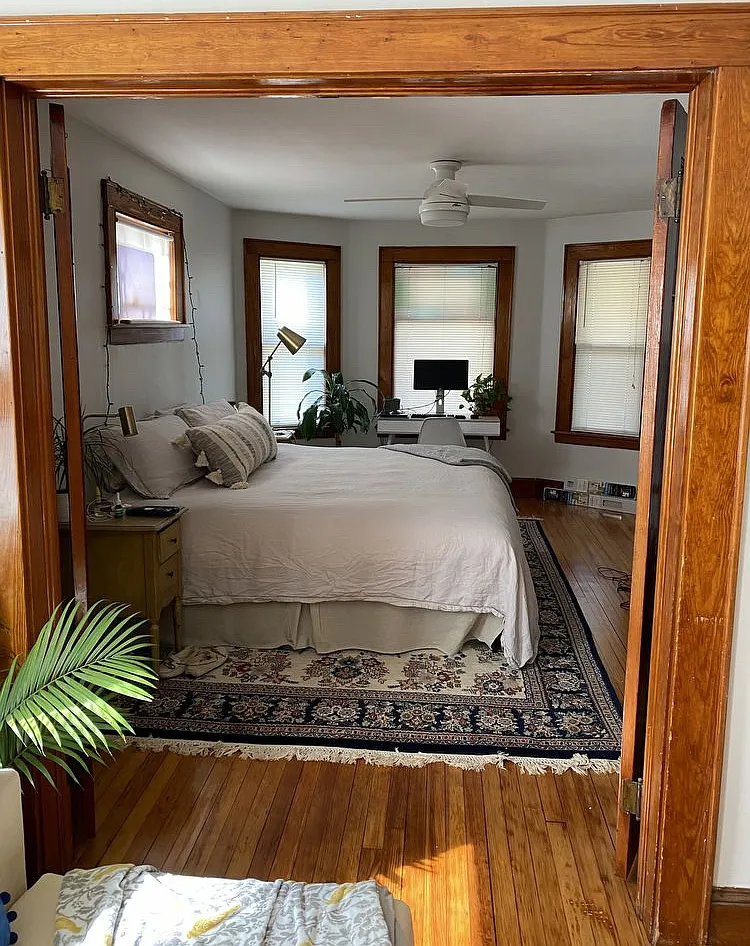 2 bed, 1050 sqft, $1,525 — Photo 3