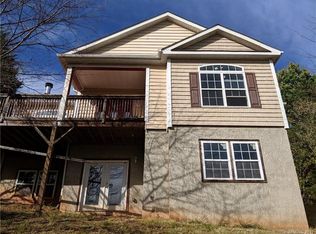 396 S Morgan Branch Rd, Candler, NC 28715