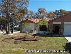 1st image of 8256 Forest Oaks Blvd