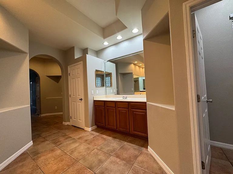 2521 Roat Dr — Photo 23