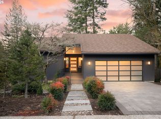 10002 SW Balmer Cir, Portland, OR 97219