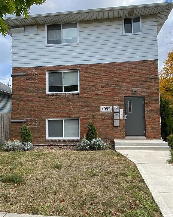 1092 Gladstone Ave #1