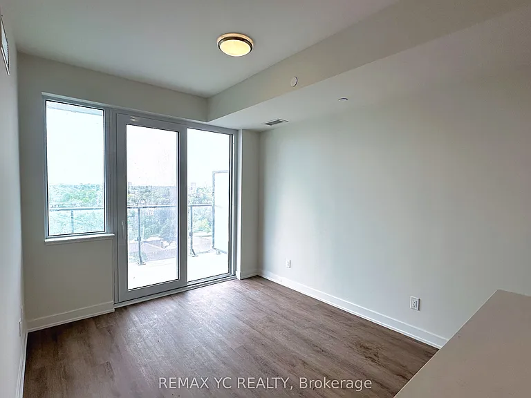 15 Ellerslie Ave #1005 — Photo 7