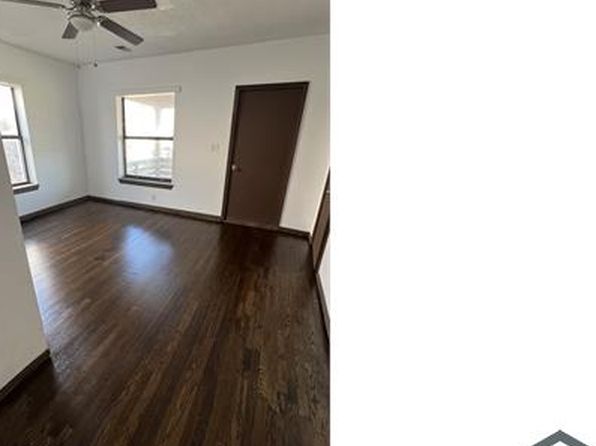 2307 E 28th St #2