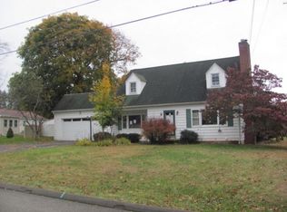 88 Greenridge Dr W, Elmira, NY