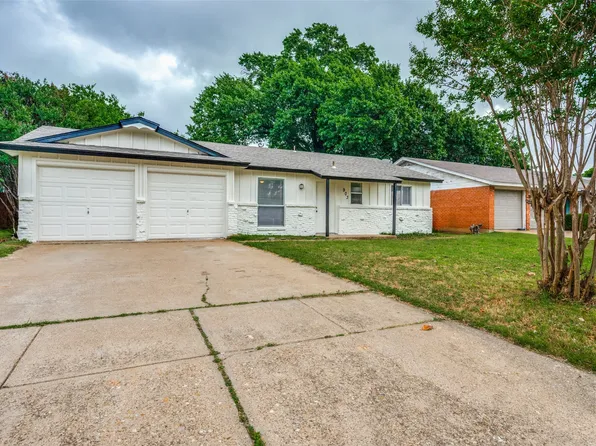 903 Woodbrook St, Arlington, TX 76011