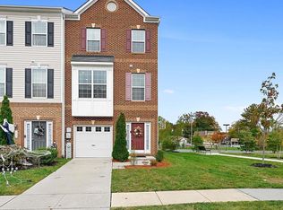 7716 Town View Dr, Dundalk, MD 21222