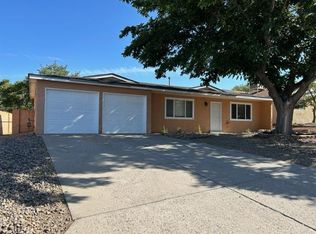 14105 Sedrev Rd NE, Albuquerque, NM 87123