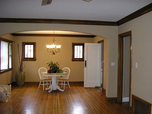 4th image of 3125 N Wellington Pl