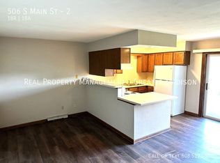 506 S Main St #2, Pardeeville, WI 53954