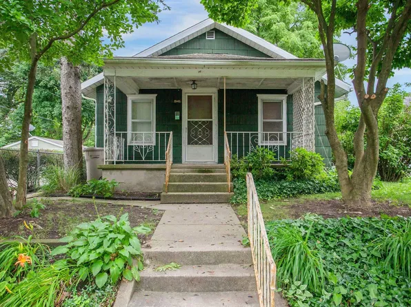 1946 E Bowman St, South Bend, IN 46613