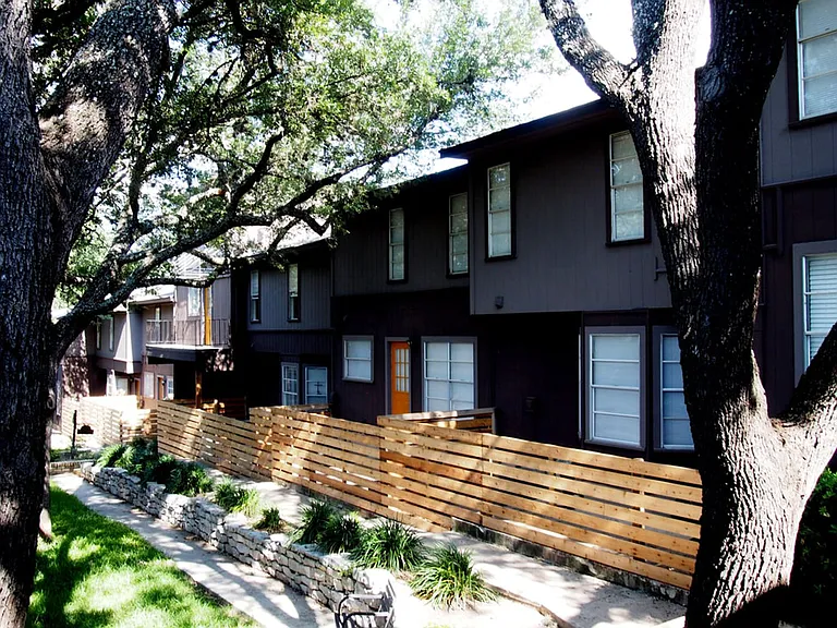 Verano at the Heights Apartments — Photo 23