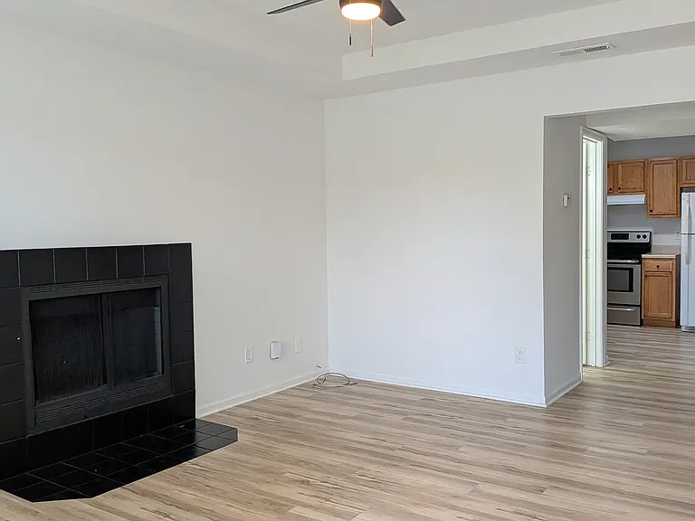3902 Overland Cir — Photo 12