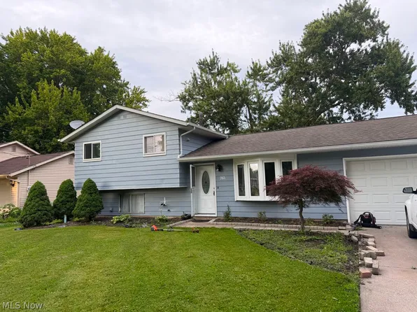 761 W Shore Blvd, Sheffield Lake, OH 44054