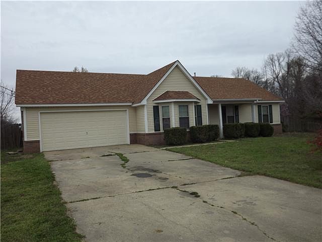 1st image of 308 Kathleen Dr